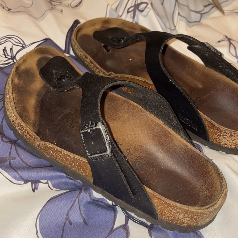 Birkenstock’s - Picture 2 of 6